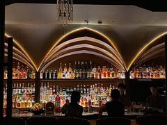 -Mogul Eatery·大亨餐酒馆