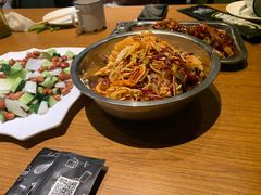 -喝丢一只鞋辣炒海鲜小烧烤(三八广场店)