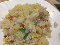 菠萝虾仁蛋炒饭-泰煌鸡·上海白斩鸡·鸡汤面(万航店)