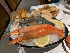 -领鲜活海鲜榴莲自助火锅(东门店)