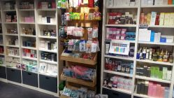 -玉颜皮肤管理化妆品体验馆