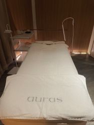 -AURAS璈然科技护肤中心