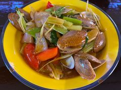 -清迈清迈巷口小排档(烟台山店)