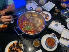 -唯爱KTV聚会餐厅(仙林东城汇店)