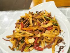 -小厨子私房菜·云南美食店