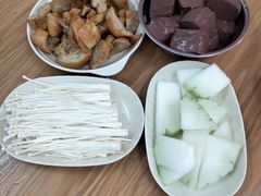 -三叔牛杂火锅店(三淮大街15号店)