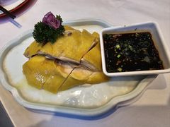 南汇白斩鸡-申阿婆·上海菜·小海鲜(国展店)