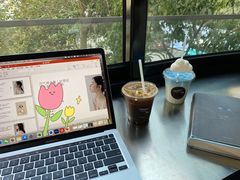 桂花酸梅气泡美式-CEMENT·coffee bar (凤凰创意园店)