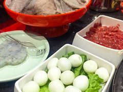 -宽板凳老灶火锅(台湾街店)