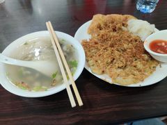 -建国蚵煎蚵面