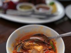 -Chom Cafe and Restaurant