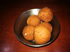 -BHC炸鸡(明洞总店)