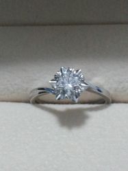 -威德钻石-克拉钻大本营(南京东路店)