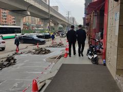 -武汉翔鹏快活林酒店(光霞店)