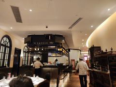 -醉辉皇上海之巅(上海中心大厦店)