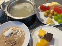 -遇上西雅图多融合海鲜自助餐厅(中房金谊广场店)