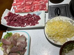 -贵府酸汤牛肉火锅·贵州老字号(飞山街店)