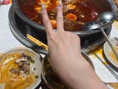 -肖肖酸萝卜鱼火锅(总店)
