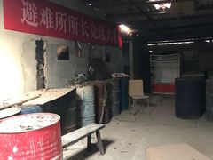 -东湖小天池真人CS彩弹野战基地