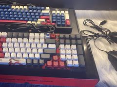 -木木不哭电竞馆(龙湖时代汇店)