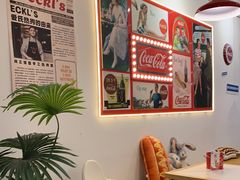 用餐区-Eckl’s爱氏热狗(猫街店)