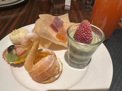 -圣丰索菲特·2 On 988 Café 自助餐厅
