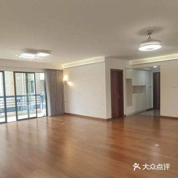 东莞万江 深业欧景城223m²的大平层装修