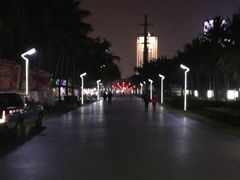 -万绿园