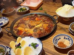 -旧街市鲜货老火锅(大光路店)