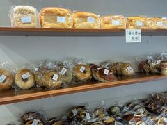 -雀食面包店(钟楼店)