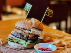 澳洲汉堡-味德西餐音乐酒吧 Wade's Bar&Grill