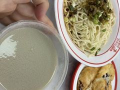 -聚德华天护国寺小吃(甜水园店)