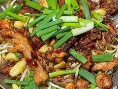 -毛辣果·贵州红酸汤牛肉火锅(西单店)