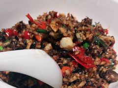 -味上湘菜馆(河马店)