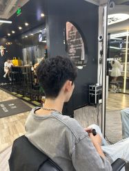 -奈川烫染Salon