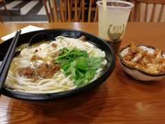 -鑫花溪牛肉米粉(凤凰街创始总店)
