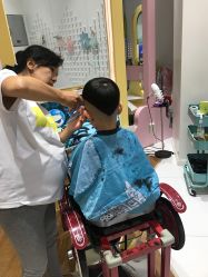 -阿朵拉儿童发型设计(金狮广场店)