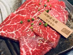 -山川小町·极番烧肉(新地假日广场店)
