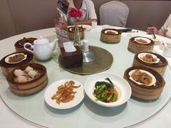 -万龙洲海鲜(大兴绿地缤纷城店)