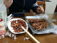 -亨利烧烤(理想山店)