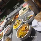 零食 给我，张秀芳小姐姐 拿来了，水果，赠送甜品