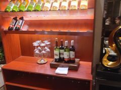 -广州万富希尔顿酒店·感趣自助餐厅·金秋蟹宴生蚝海鲜刺身