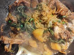 -鱼窝棚柴火铁锅炖(富山屯店)