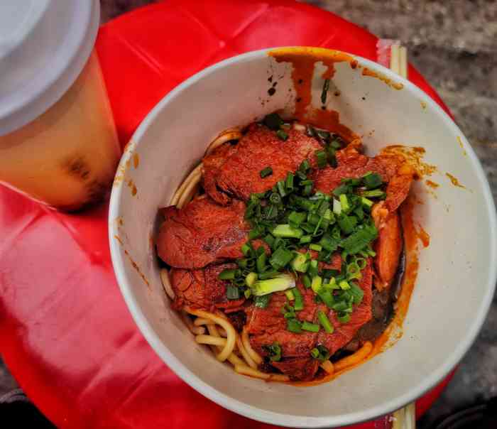 熊腊生热干面馆(宝丰店)-"打卡邓超同款牛肉热干面.说真的,这家店还.