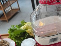 -毛辣果·贵州红酸汤牛肉火锅(西单店)