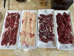 -三牛牛肉火锅