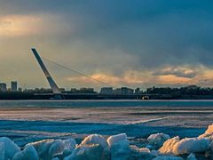 -人民防洪胜利纪念塔