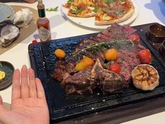 -斯普汇生蚝牛排馆(中骏世界城店)