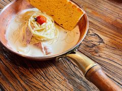 -I HOLIC艾豪丽披萨(KKone店)