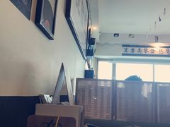 -武汉境自在書店